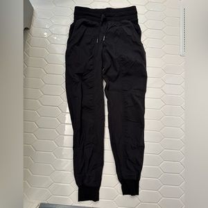Lululemon Dance Studio Mid-rise Joggers!!